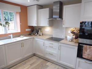 Photo 11- click for photo gallery